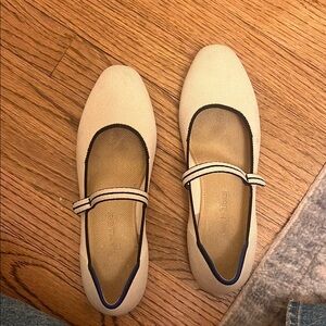 Rothy's The Square Mary Jane Shoes - Women's Size 9 - Gardenia/Cream/Ivory